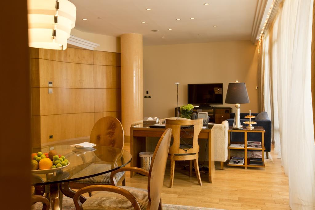 Phoenicia Residence Beirut Esterno foto