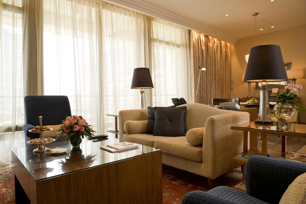 Phoenicia Residence Beirut Esterno foto